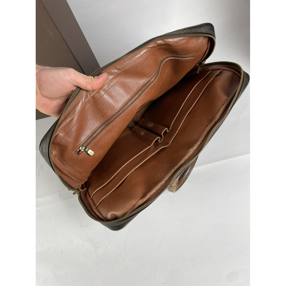 Louis Vuitton Serviette Ambassadeur Brown Leather Handbag image 2