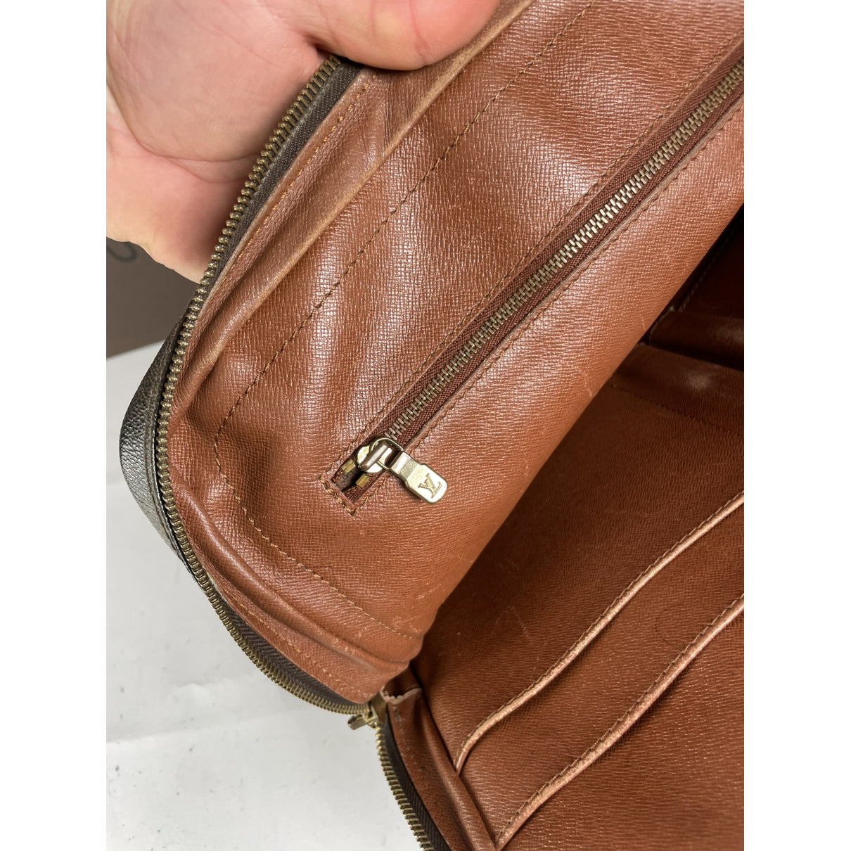 Louis Vuitton Serviette Ambassadeur Brown Leather Handbag image 3