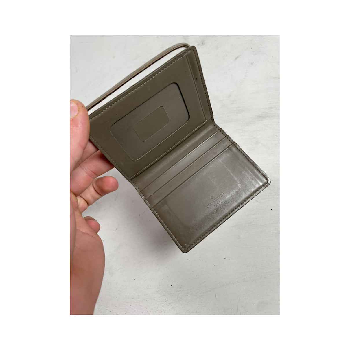 Louis Vuitton Daily Purse image 5
