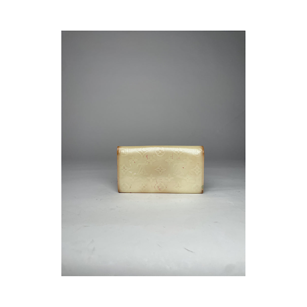 Louis Vuitton Purse image 2