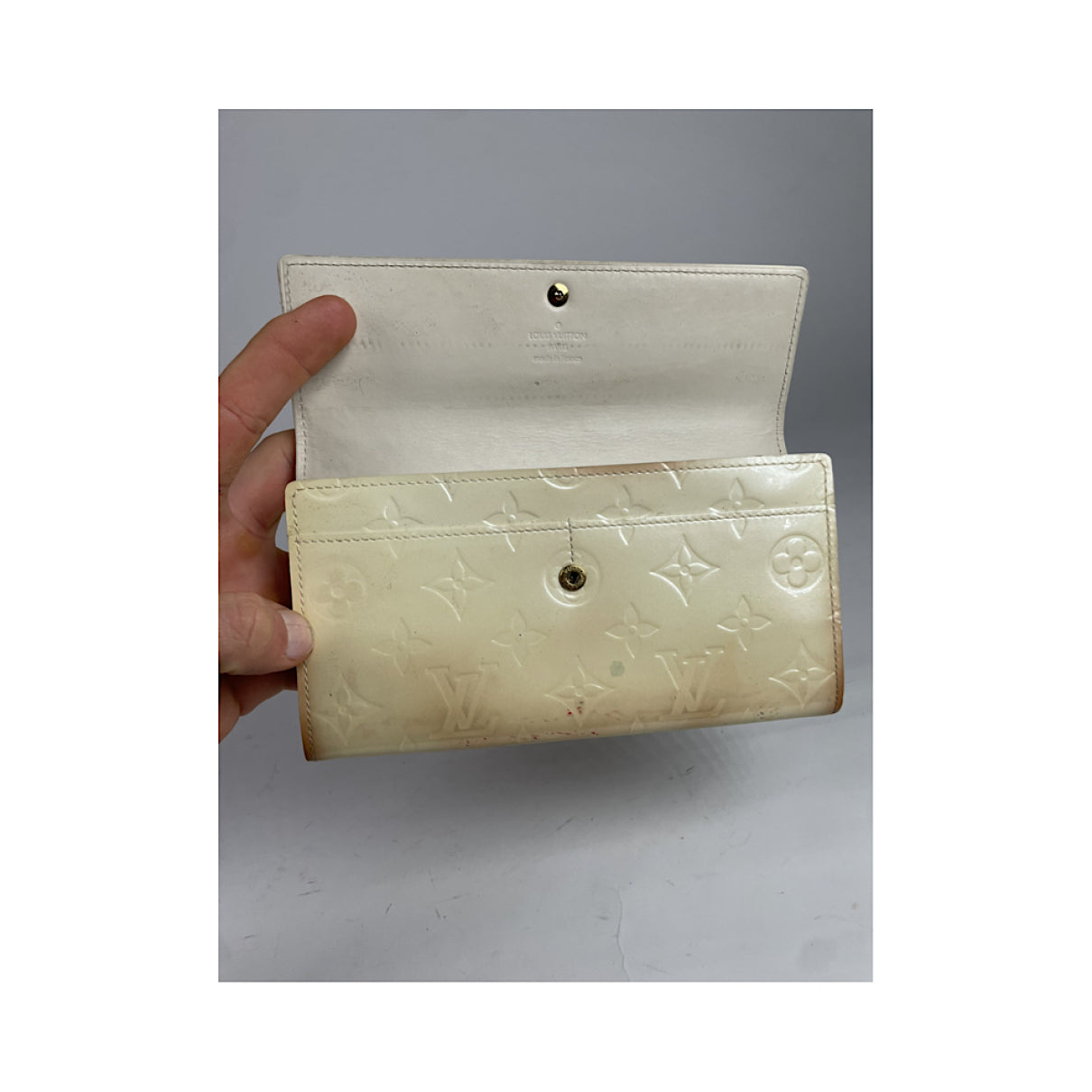 Louis Vuitton Purse image 3