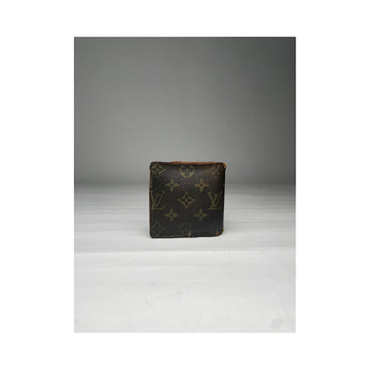 Louis Vuitton Purse image 3