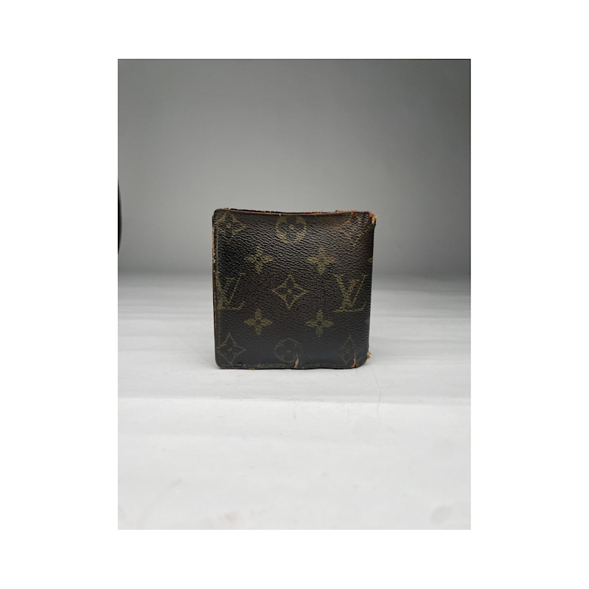 Louis Vuitton Purse image 4