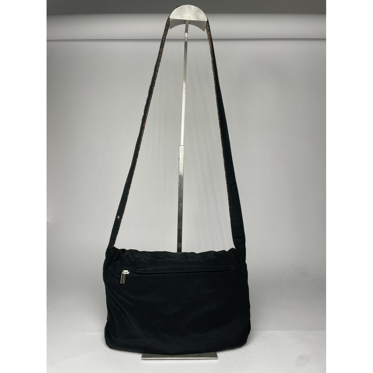 Bottega Veneta Veneta Handbag image 3