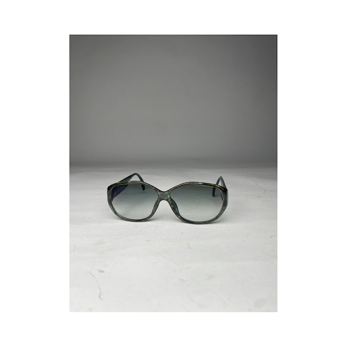 Dior Sunglasses image 3