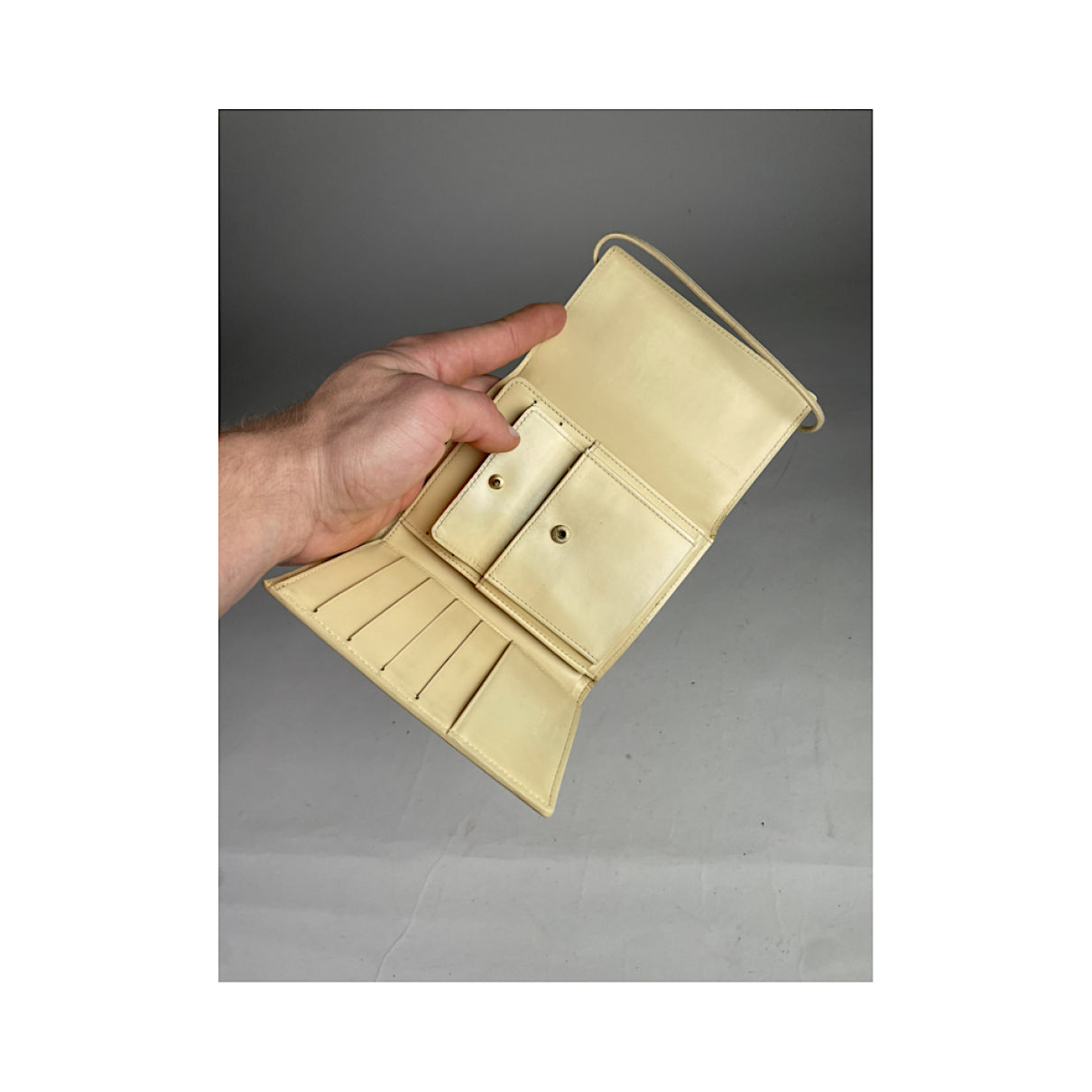 Louis Vuitton White Leather Purse image 5