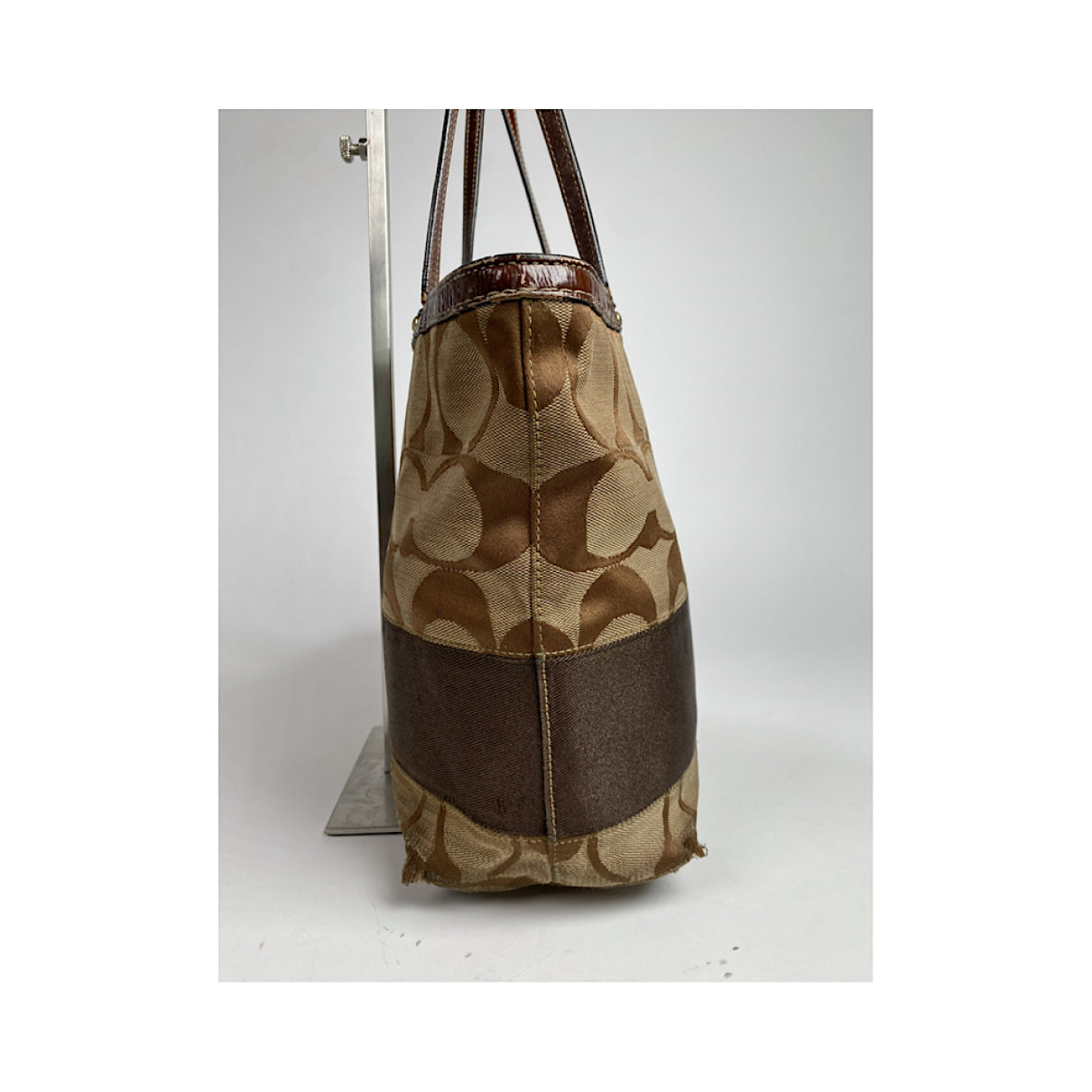 Coach Signature Sufflette Handbag image 4