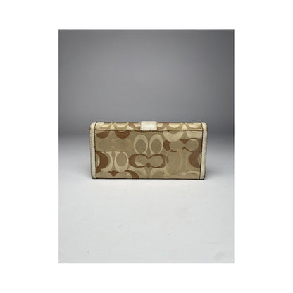 Coach Parker Beige Leather Wallet image 2