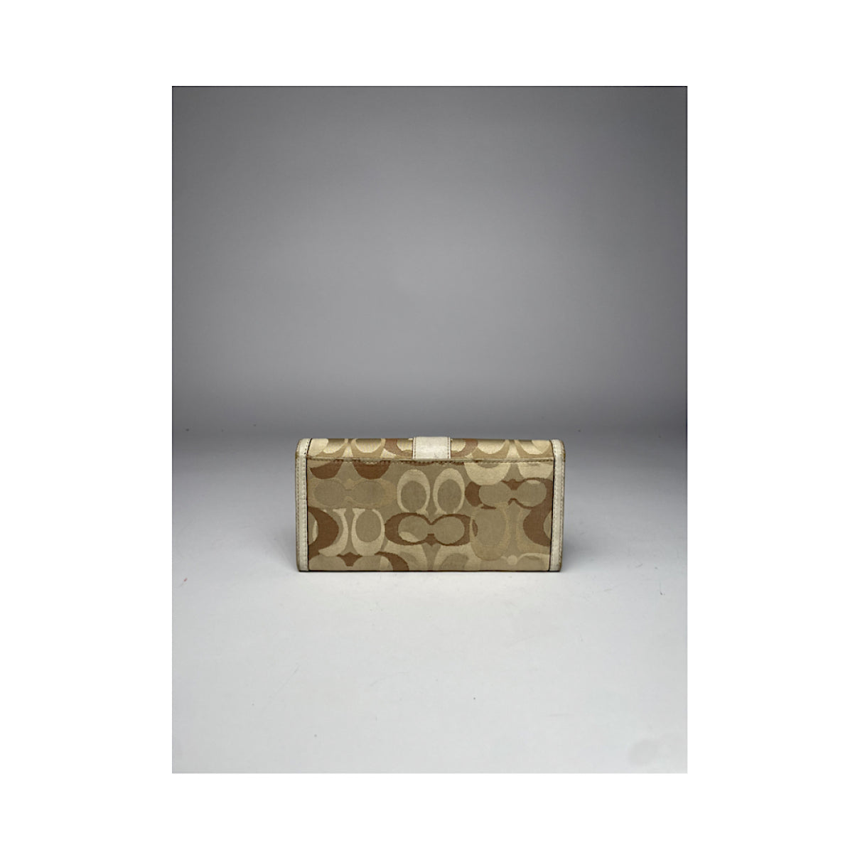 Coach Parker Beige Leather Wallet image 3