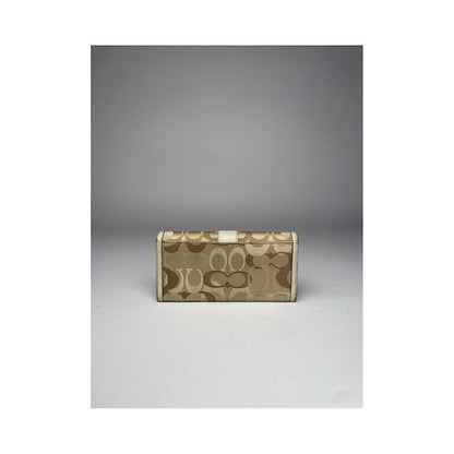 Coach Parker Beige Leather Wallet image 3