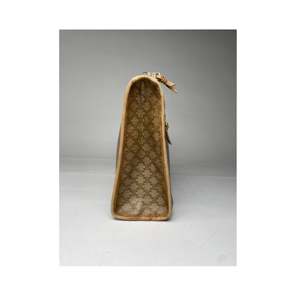 Celine Triomphe Vintage Clutch Bag image 4