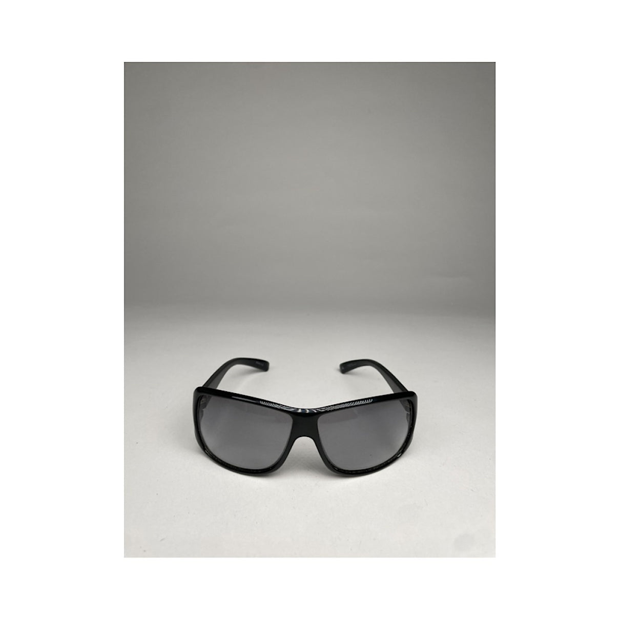 Gucci Sunglasses image 3