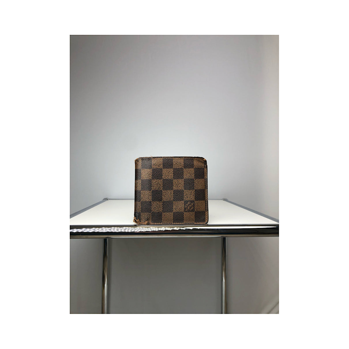 Louis Vuitton Purse image 5