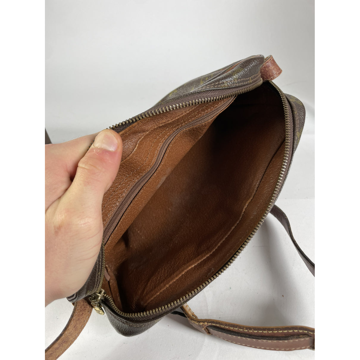 Louis Vuitton Bum Bag / Sac Ceinture Brown Leather Bag image 4