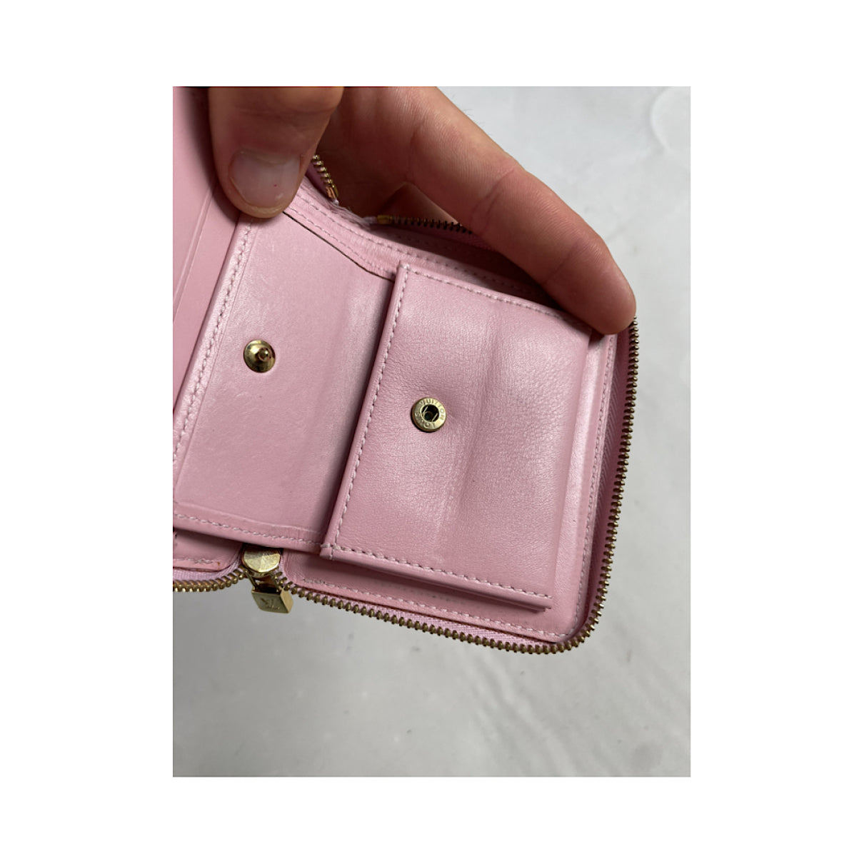 Louis Vuitton Zippy Wallet image 5