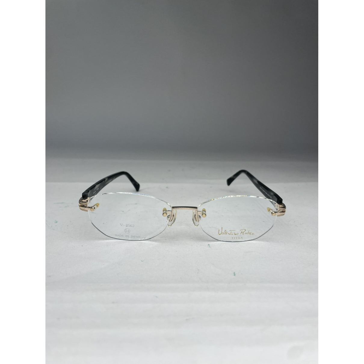 Non Signé / Unsigned Black Plastic Sunglasses image 2