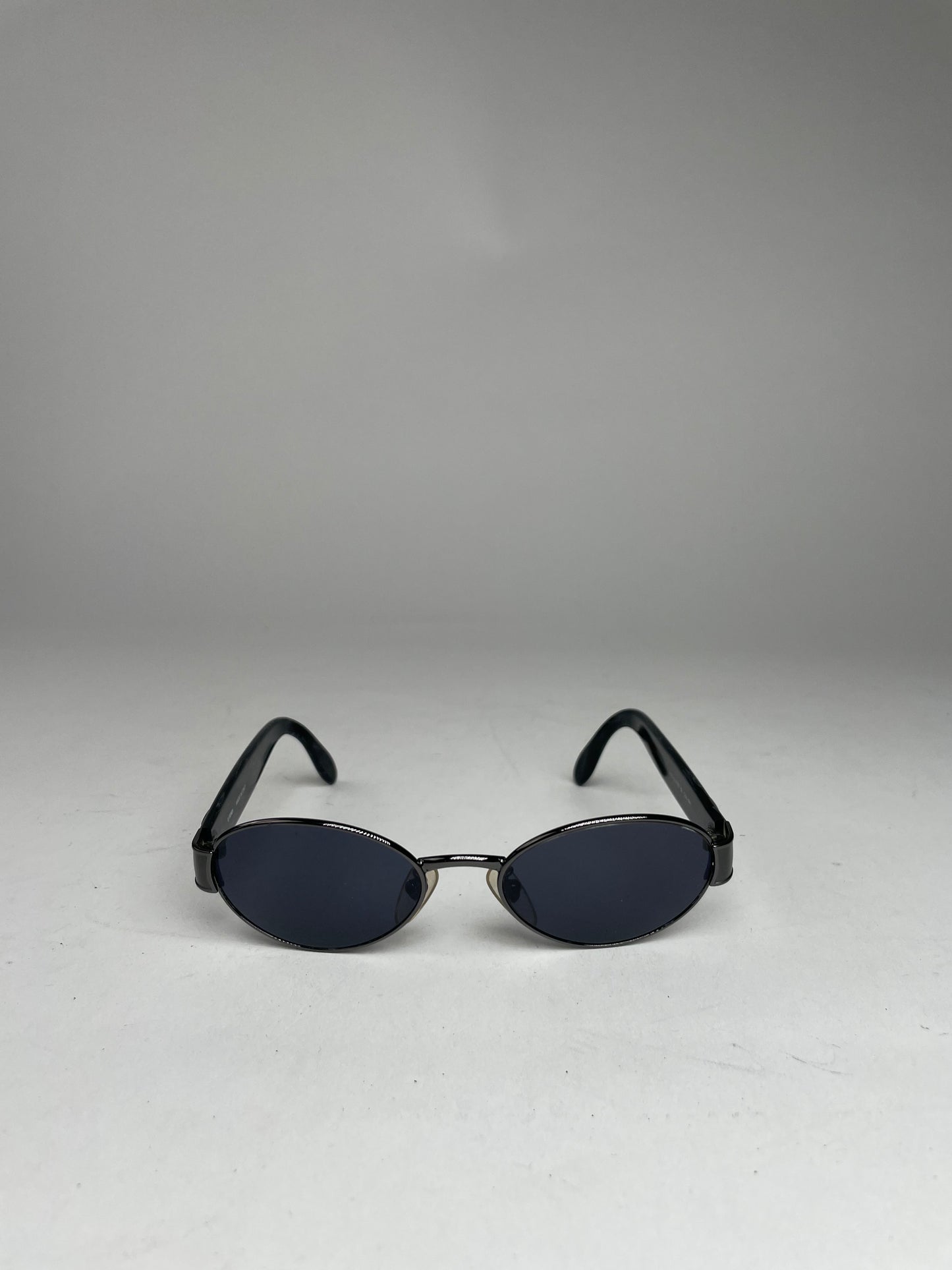Vintage Fendi Roma Sunglasses Black / Green