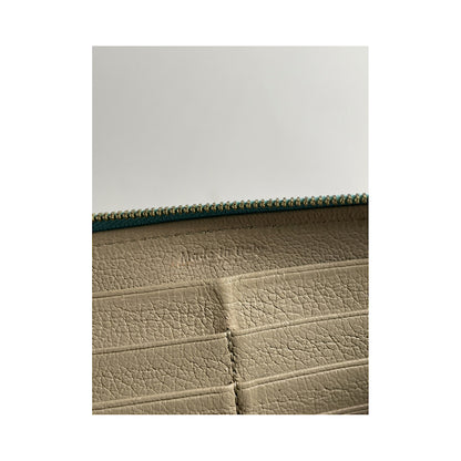 Celine Wallet image 3