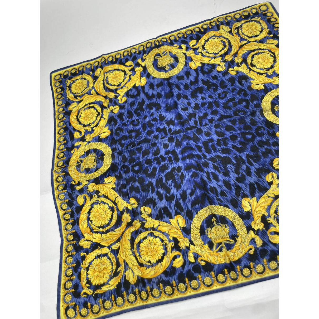 Gianni Versace Scarf image 4