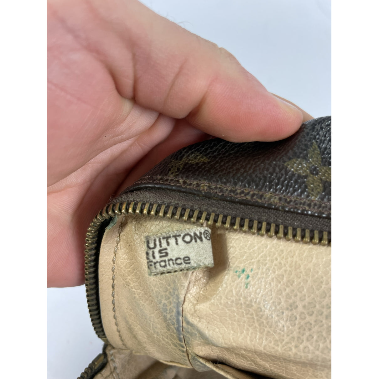 Louis Vuitton Marly Dragonne  Clutch Bag image 4