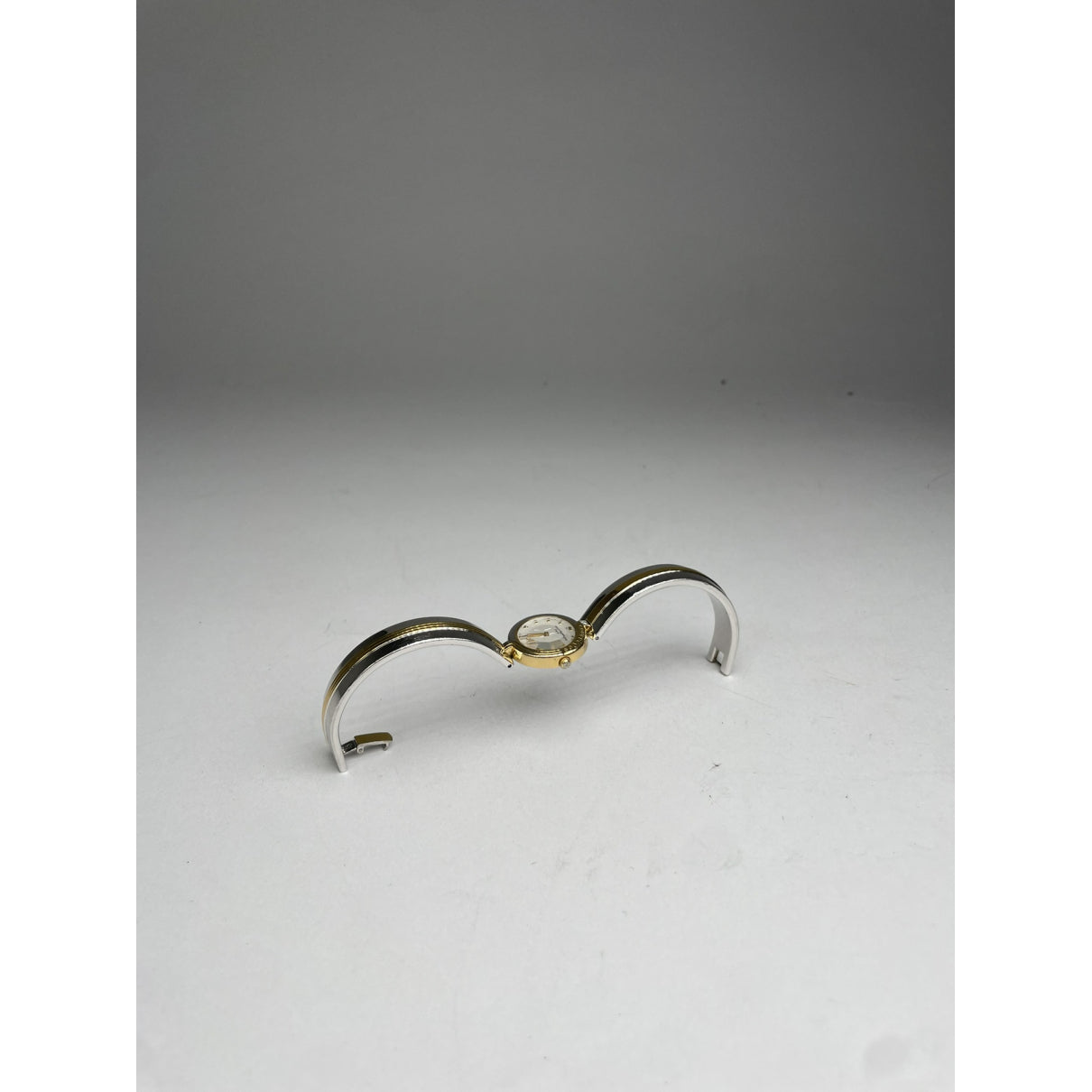 Courrèges Watche image 2