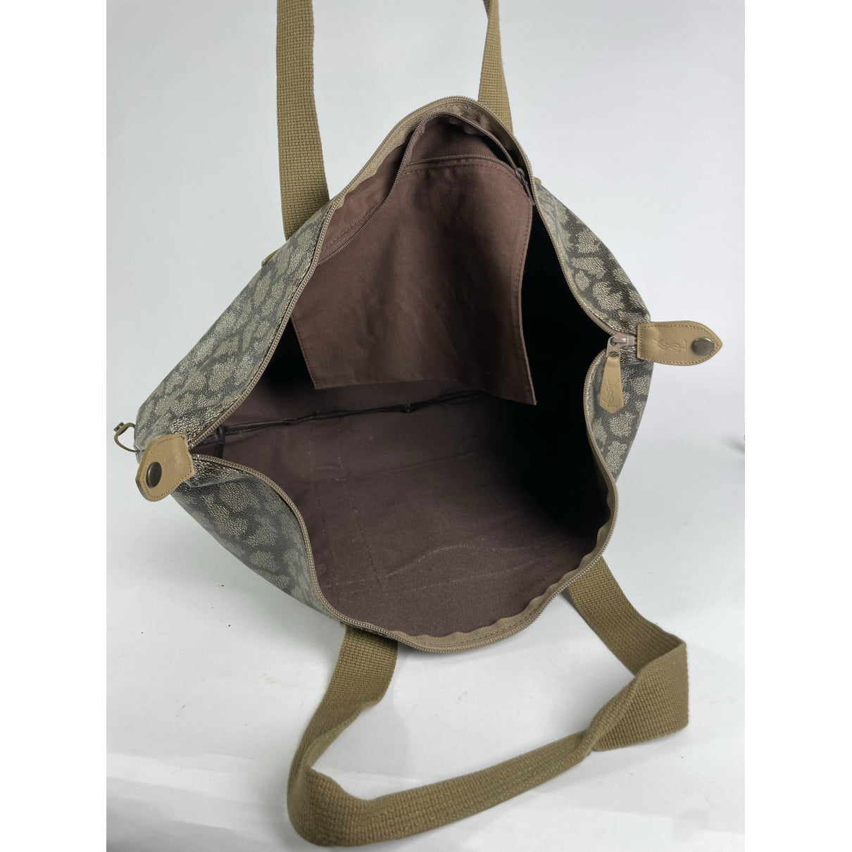 Saint Laurent Handbag image 2