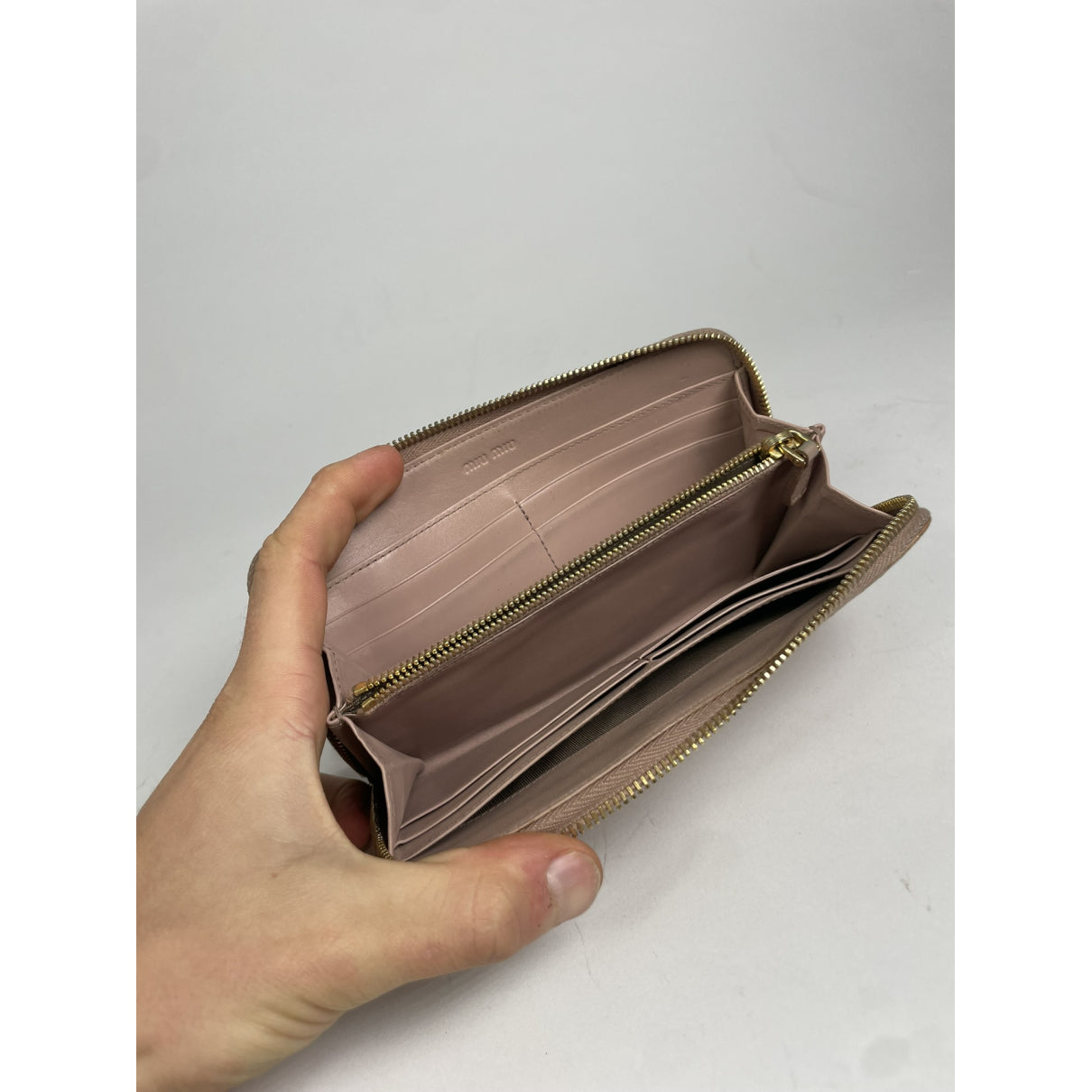 Miu Miu Wallet image 3