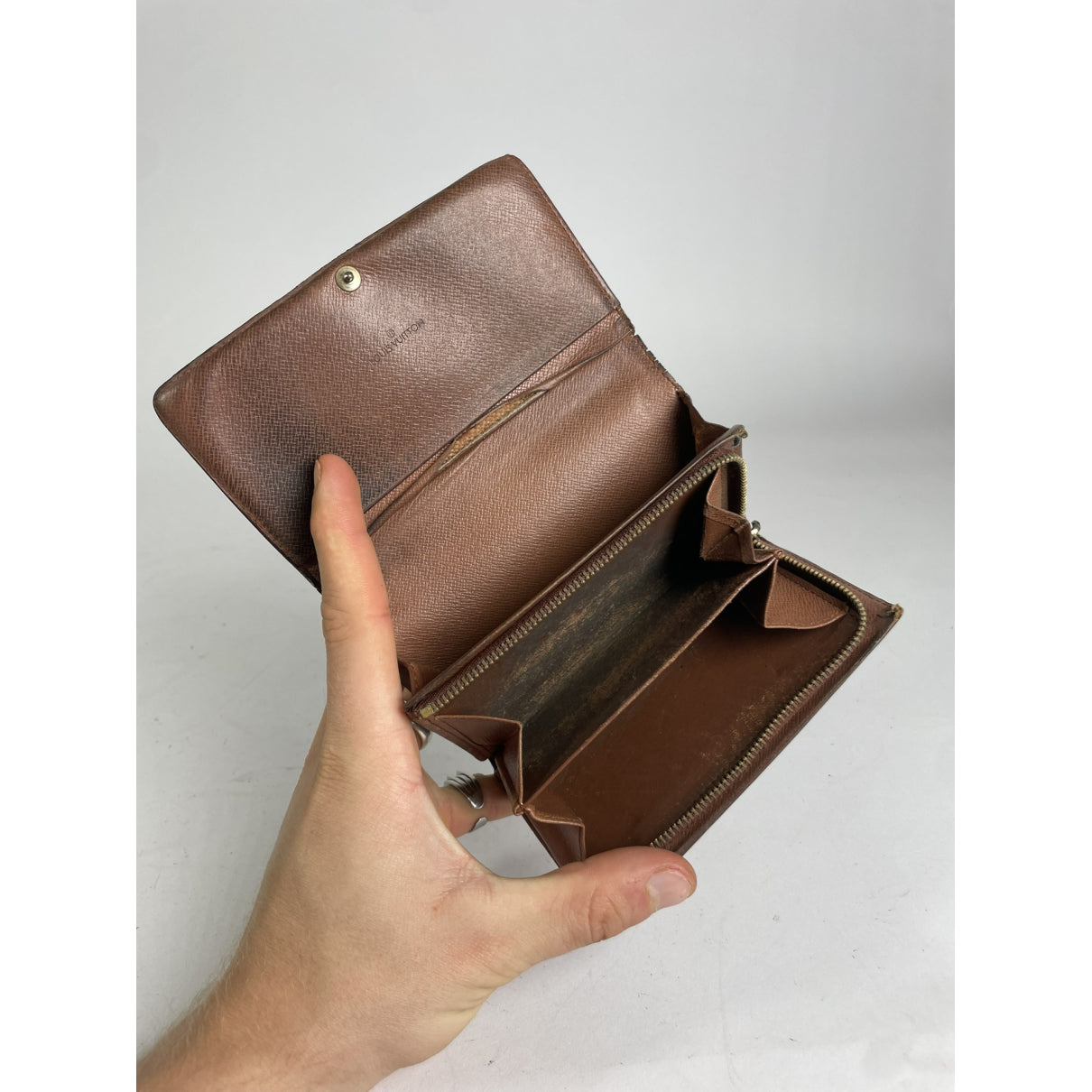 Louis Vuitton Joséphine Wallet image 4