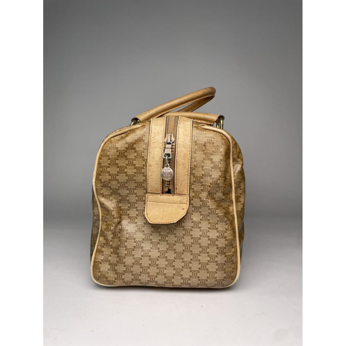 Celine SAC SEAU Gold Leather Handbag image 3