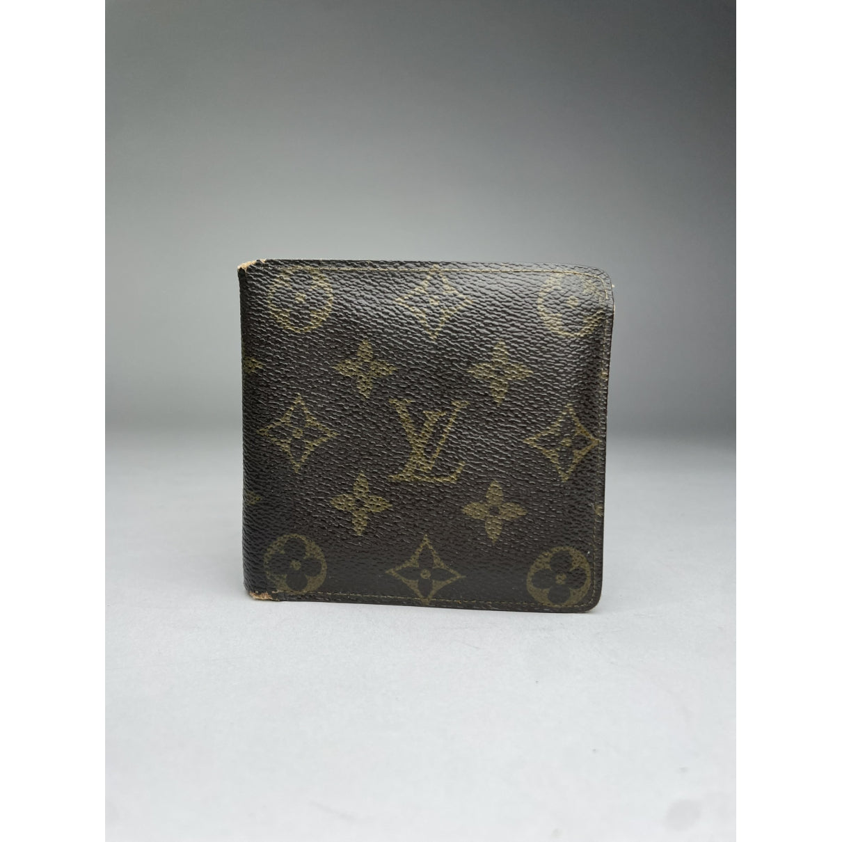 Louis Vuitton Purse image 2