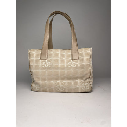 Chanel Handbag image 5