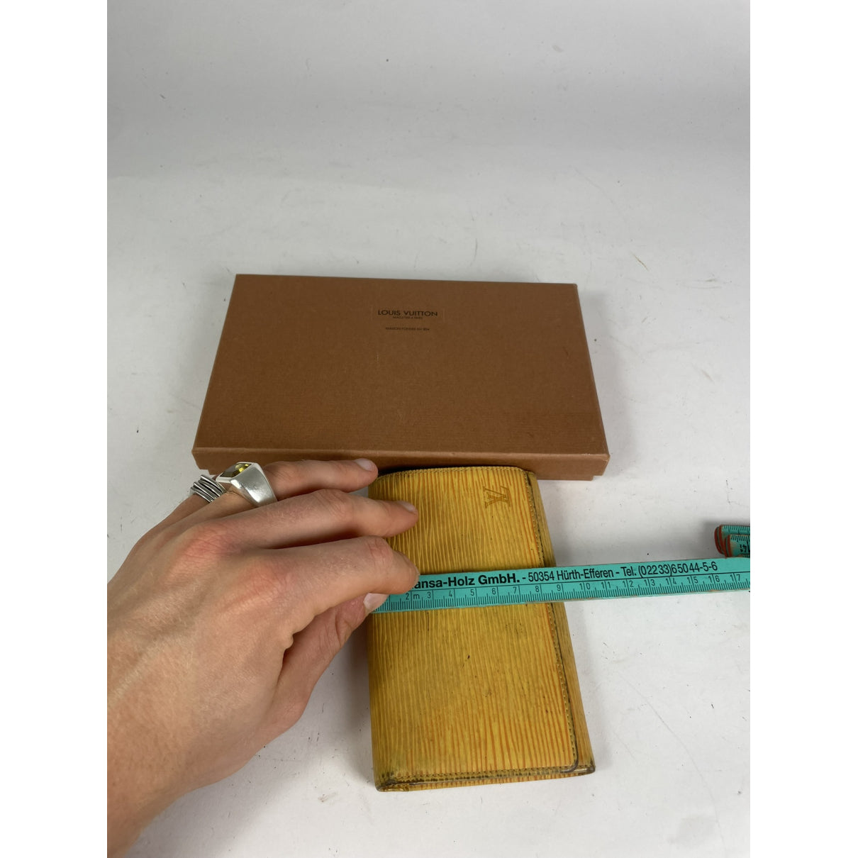 Louis Vuitton Twist Yellow Leather Wallet image 5