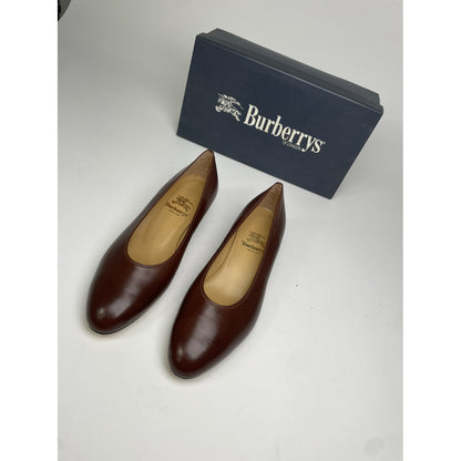 Burberry Flat image 5