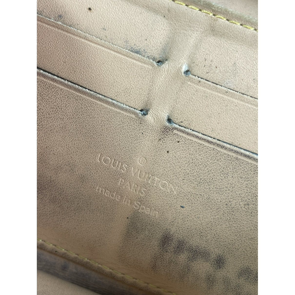 Louis Vuitton Zippy Wallet image 4