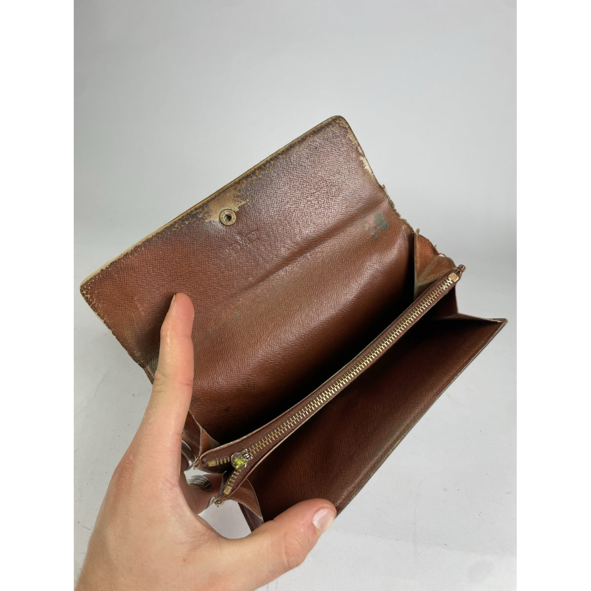 Louis Vuitton Kimono Wallet image 4