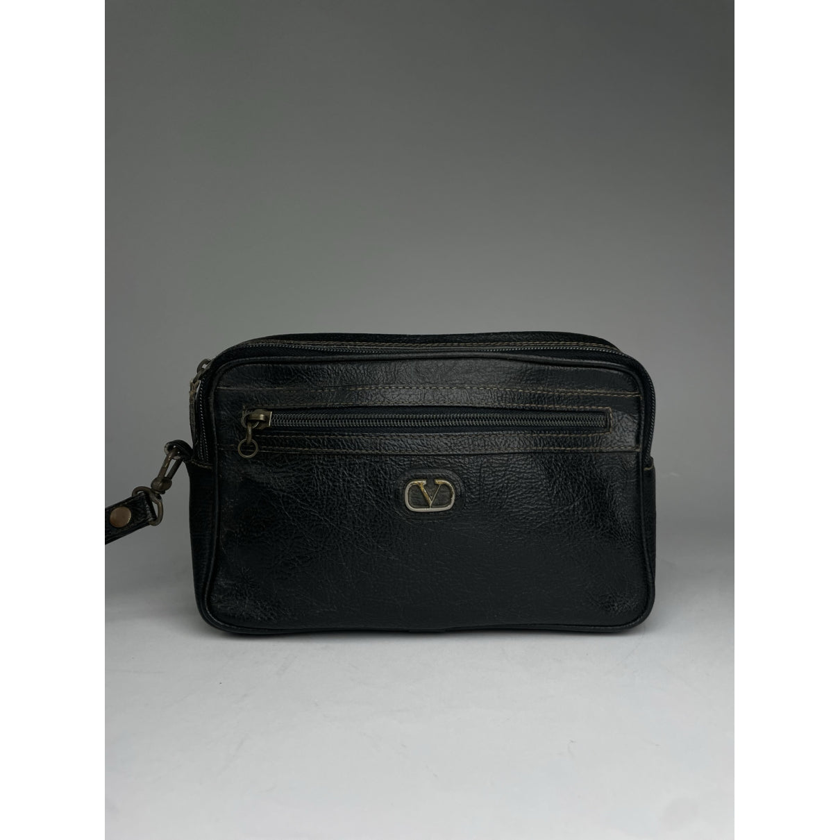 Valentino Garavani VLogo Black Leather Clutch Bag image 2