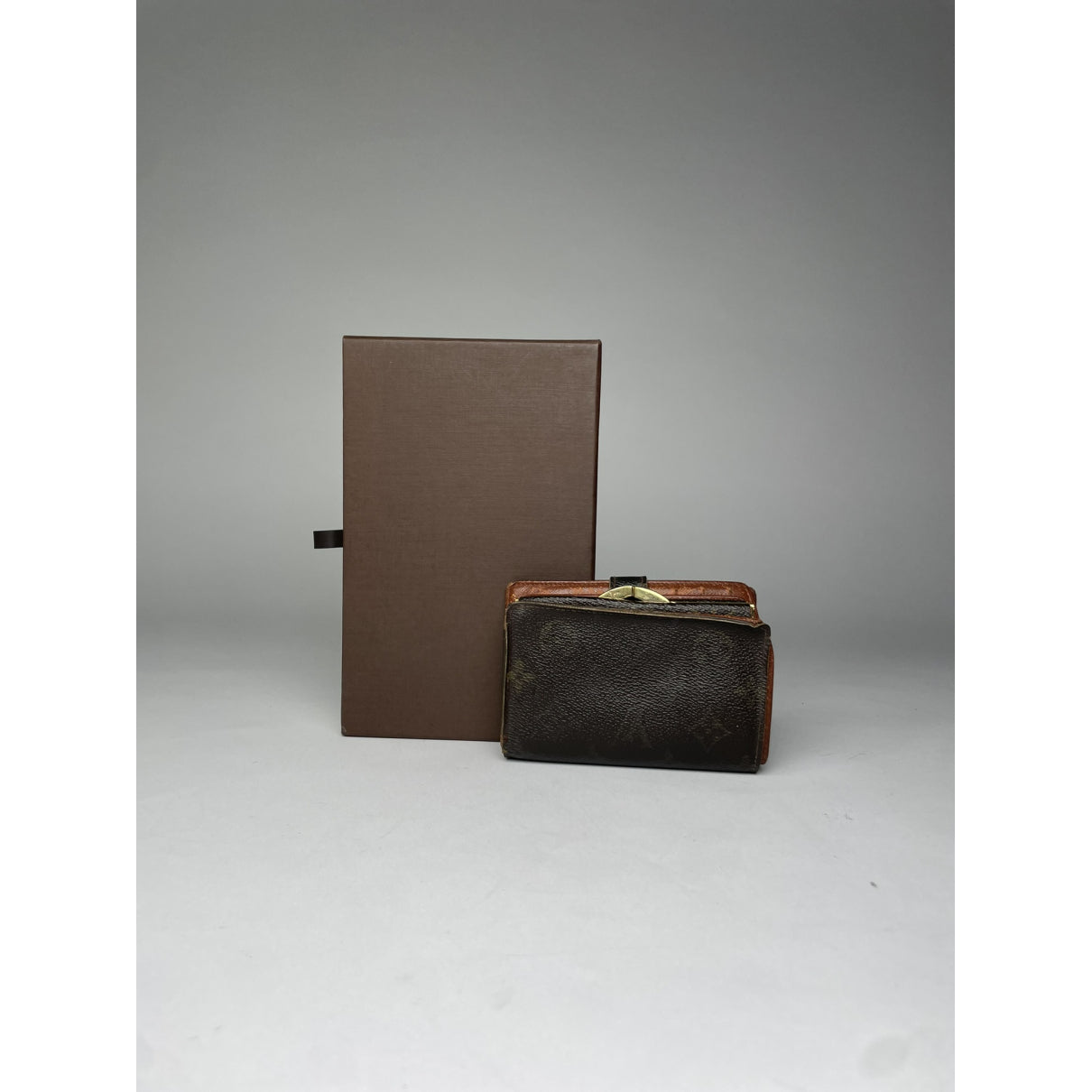 Louis Vuitton Iris Wallet image 2