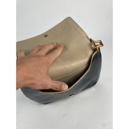 Louis Vuitton Thompson Black Patent Leather Handbag image 2