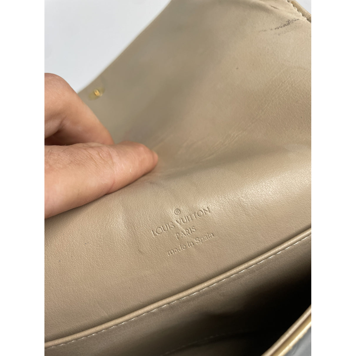 Louis Vuitton Thompson Black Patent Leather Handbag image 3