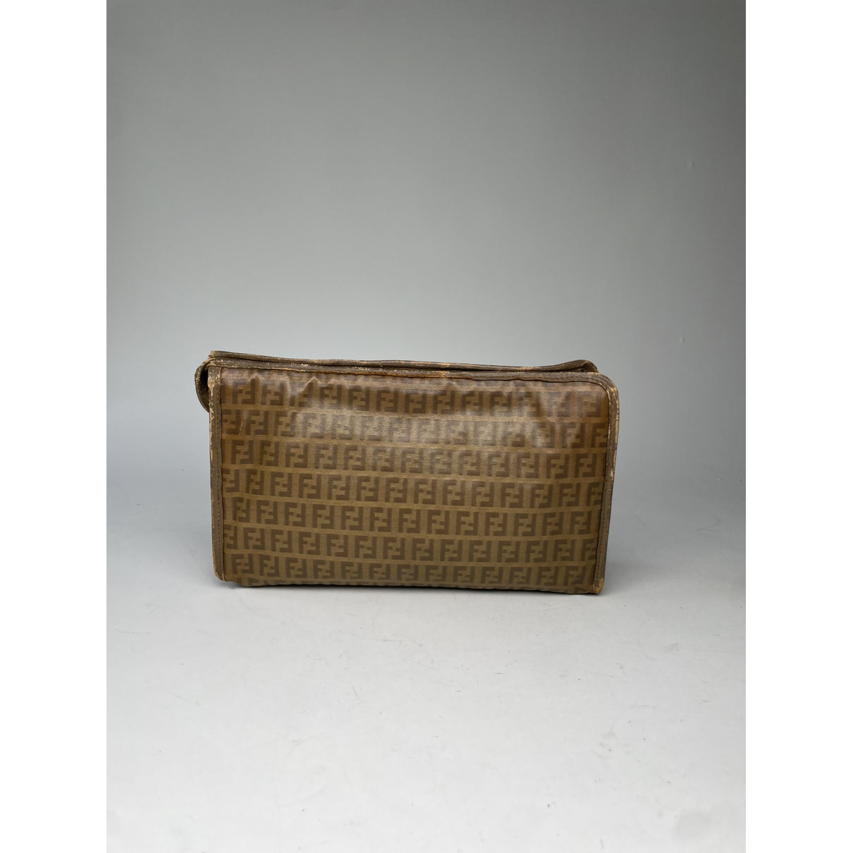 Fendi Double F Gold Leather Clutch Bag image 3