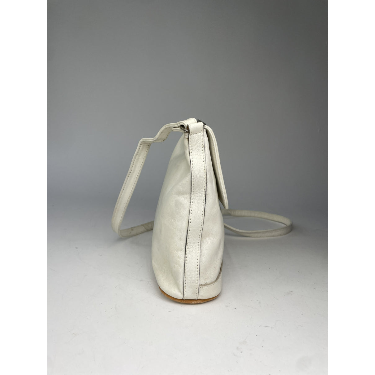 Courrèges White Leather Handbag image 4