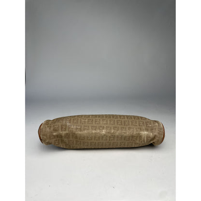 Fendi Baguette Clutch Bag image 4