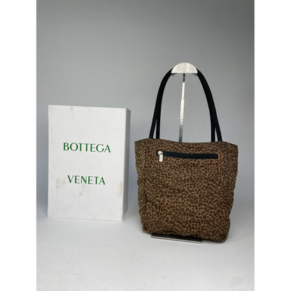 Bottega Veneta Maxi Cabat 30  Handbag image 5