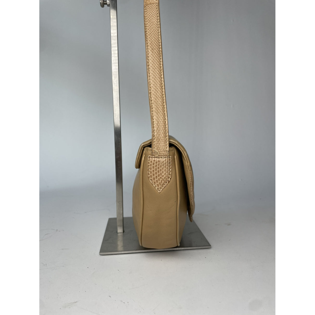 Givenchy Infinity Handbag image 4