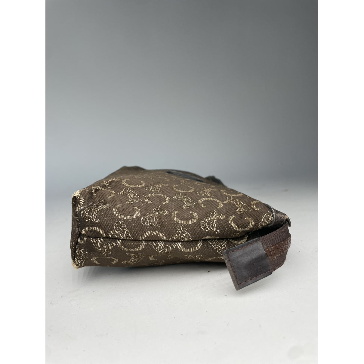 Celine Triomphe Clutch Bag image 4