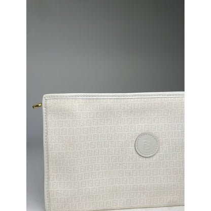 Fendi Baguette White Leather Clutch Bag image 2