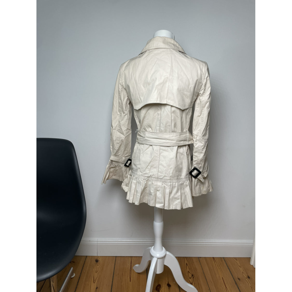 D&G Beige Cotton Trench Coat image 2