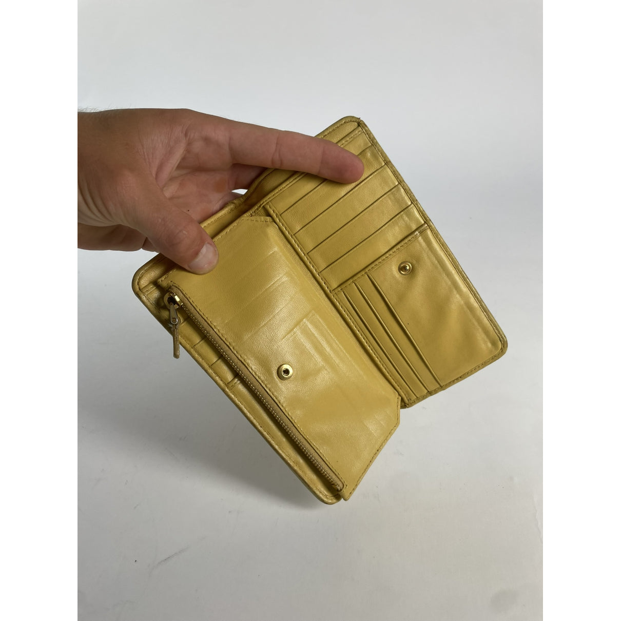 Miu Miu Wallet image 3