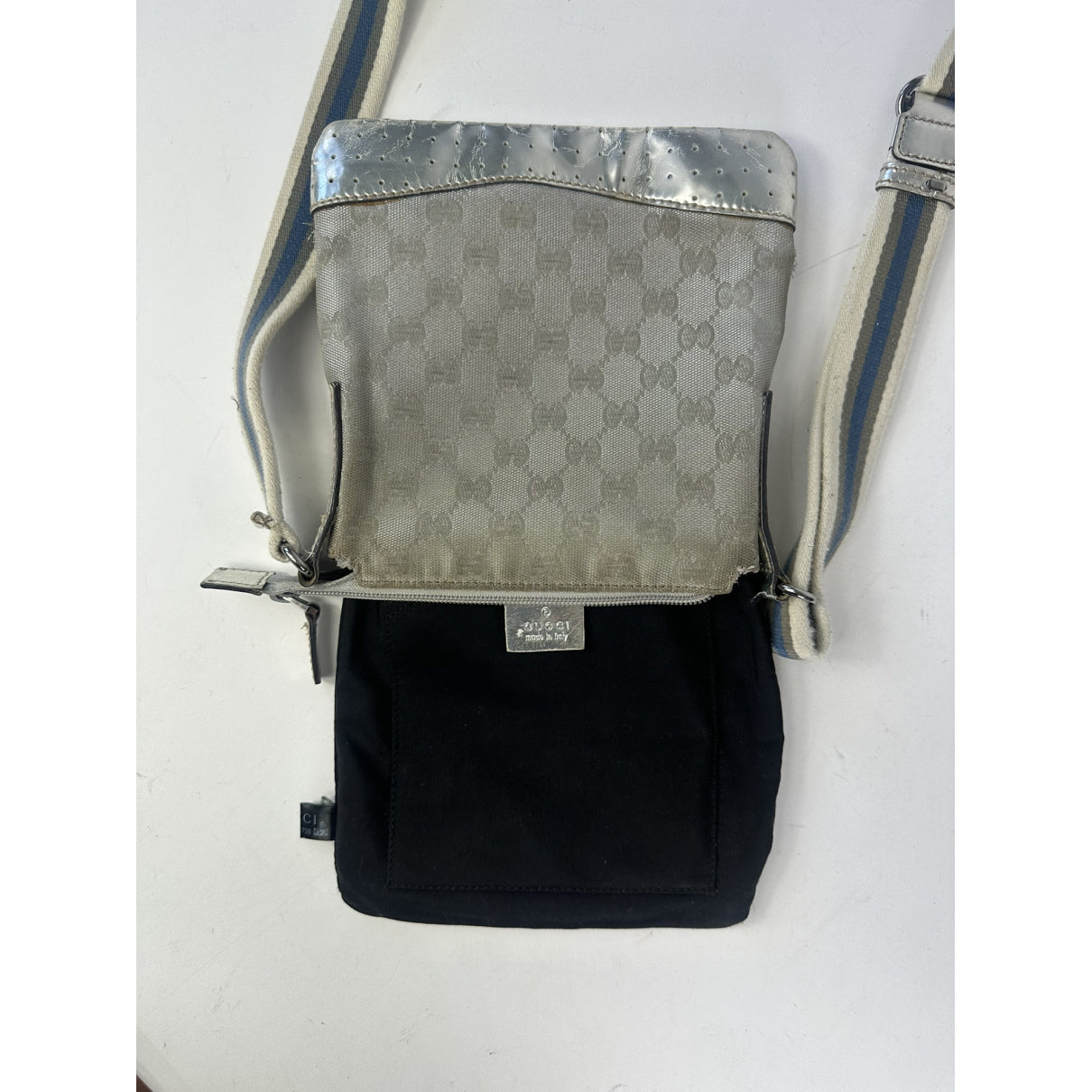 Gucci Jackie Vintage  Silver Leather Handbag image 2