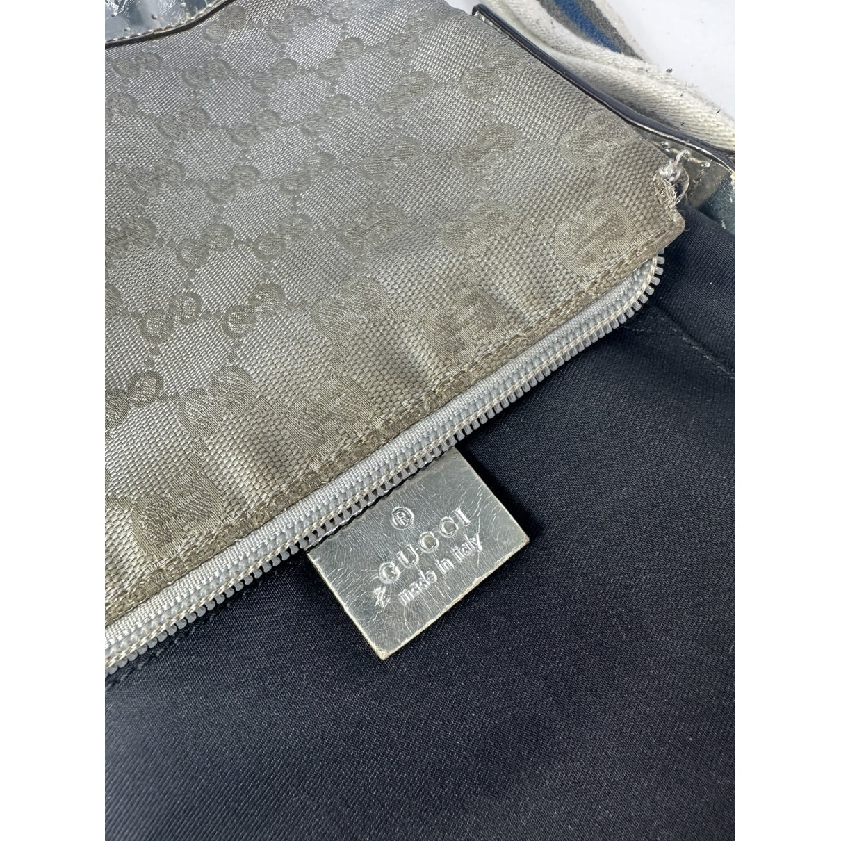 Gucci Jackie Vintage  Silver Leather Handbag image 3